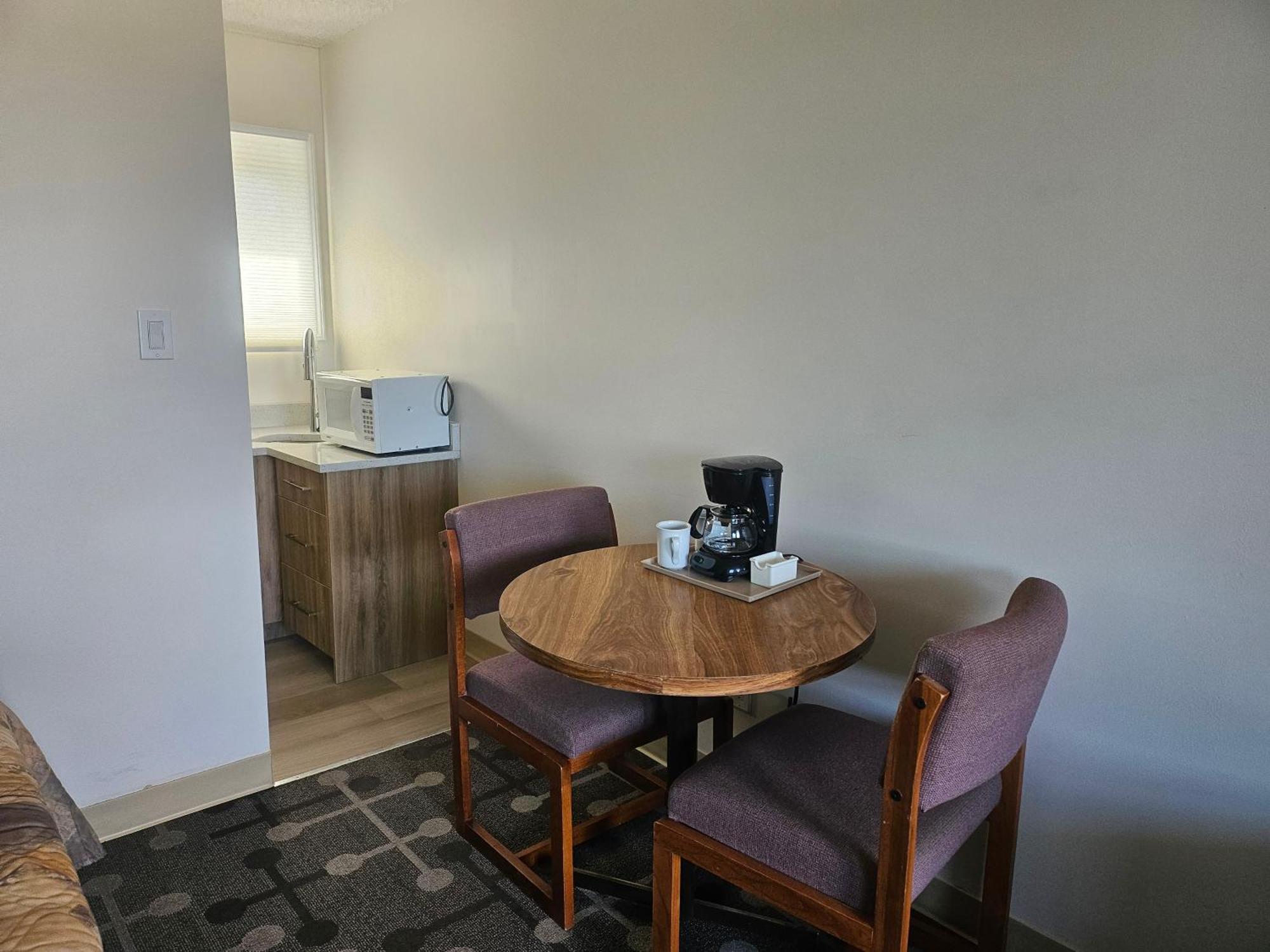 Tara Vista Inn Хинтън Екстериор снимка